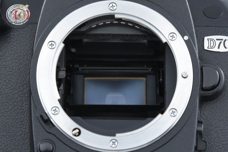 Nikon D70 6.1 MP Digital SLR Camera Body