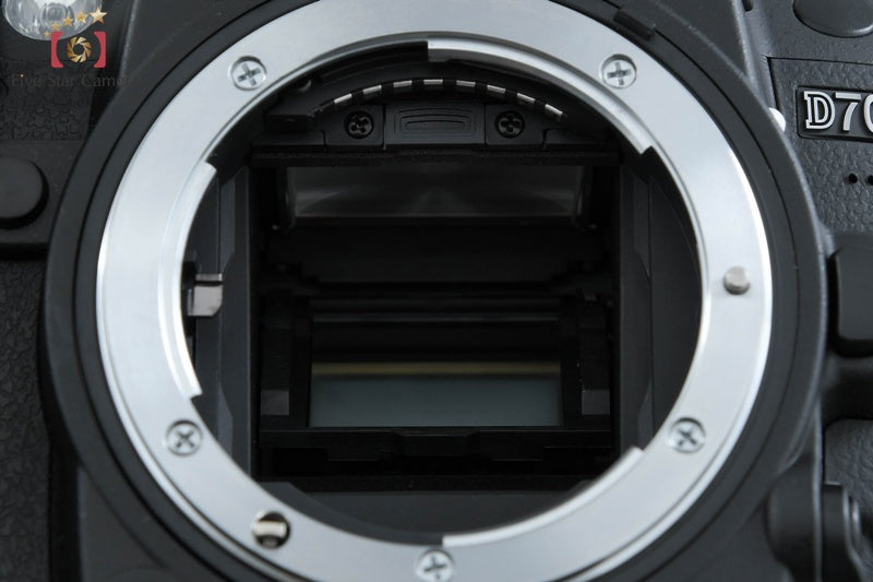 "Shutter count 676" Nikon D7000 16.2 MP Digital SLR Camera Body [Mint]