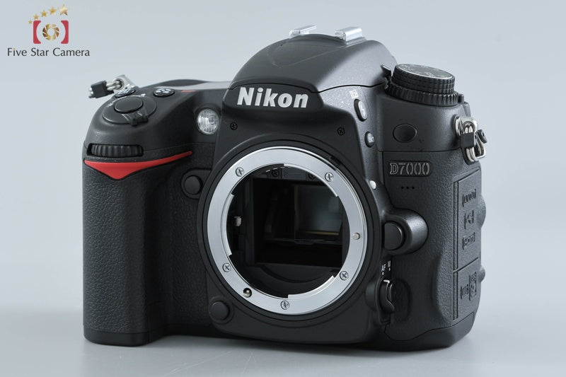 "Shutter count 676" Nikon D7000 16.2 MP Digital SLR Camera Body [Mint]