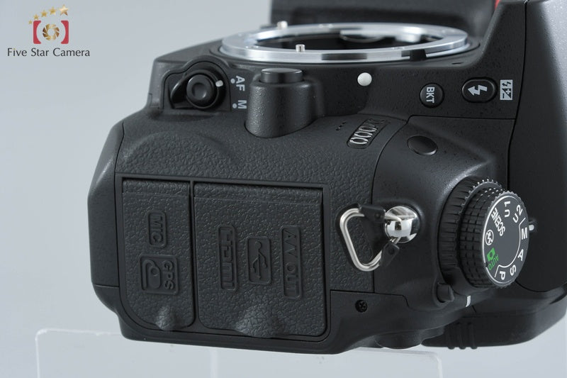 "Shutter count 676" Nikon D7000 16.2 MP Digital SLR Camera Body [Mint]