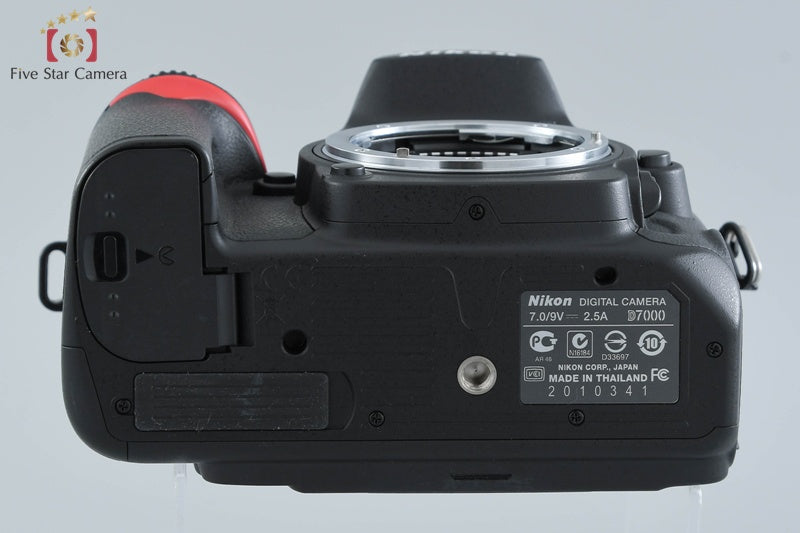 "Shutter count 676" Nikon D7000 16.2 MP Digital SLR Camera Body [Mint]
