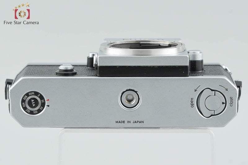 Nikon F Eye Level Silver Mid Model 35mm SLR Film Camera Body