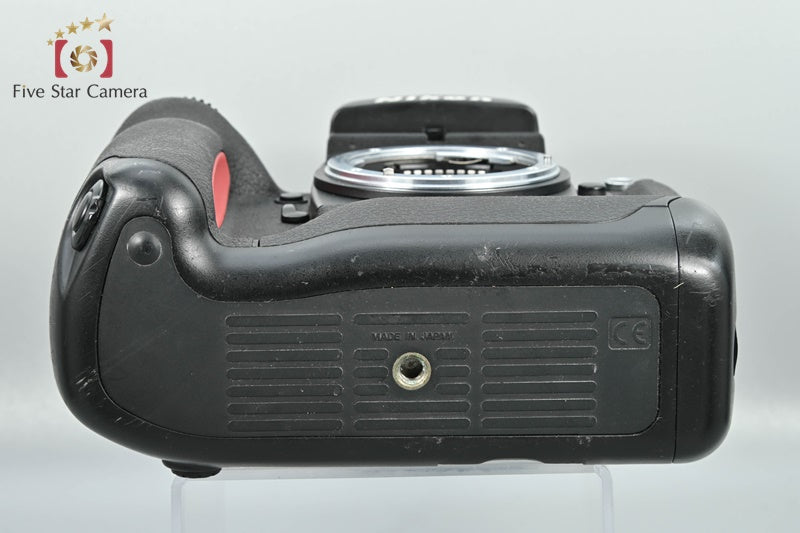 Nikon F5 35mm SLR Film Camera Body