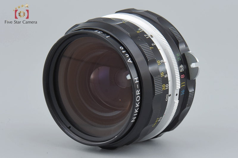 Nikon NIKKOR-H Auto 28mm f/3.5 Non Ai Lens