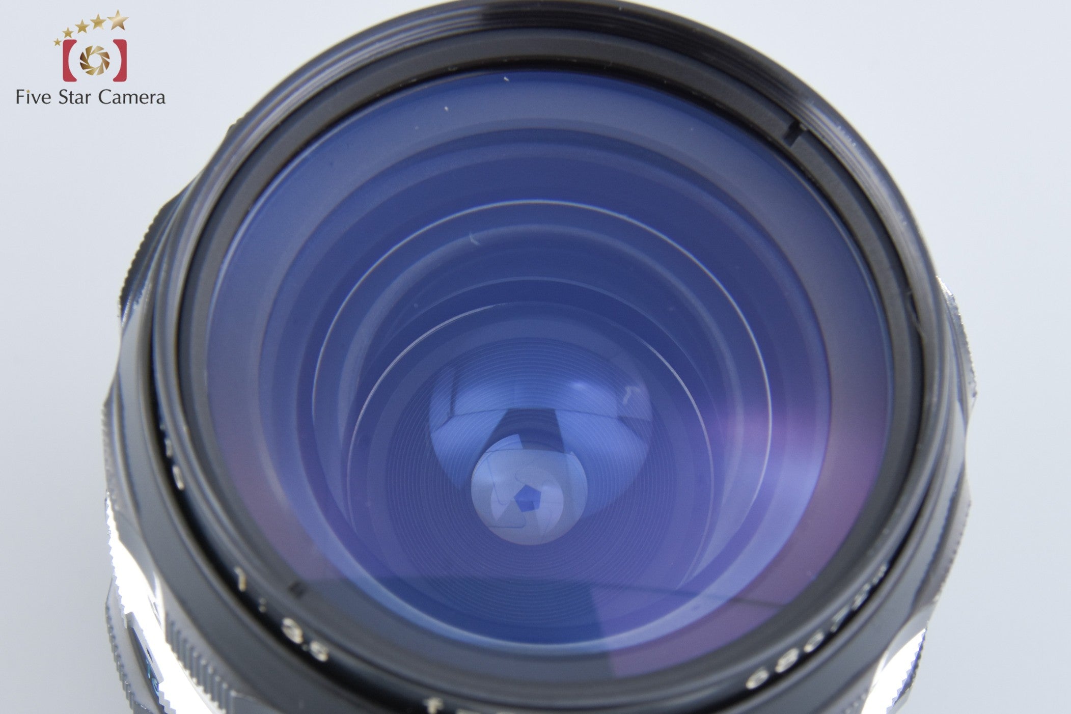 Nikon NIKKOR-H Auto 28mm f/3.5 Non Ai Lens