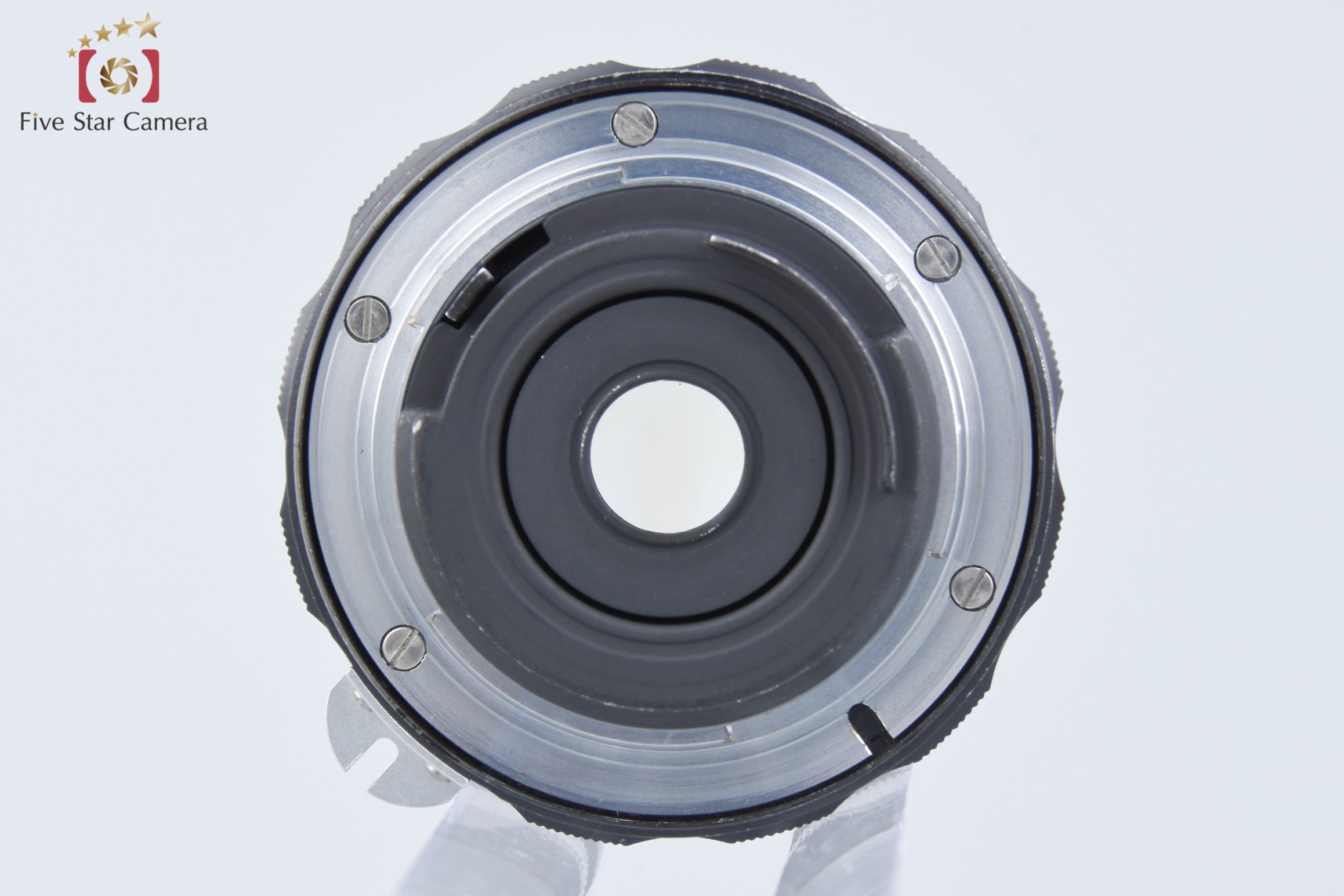 Nikon NIKKOR-H Auto 28mm f/3.5 Non Ai Lens