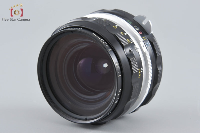 Nikon NIKKOR-H Auto 28mm f/3.5 Non Ai Lens