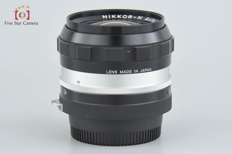 Nikon NIKKOR-N Auto 24mm f/2.8 Non Ai Lens