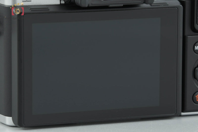 "Count 1,172" Olympus OM-D E-M10 Mark III Silver 16.1 MP 14-42 40-150 Lenses