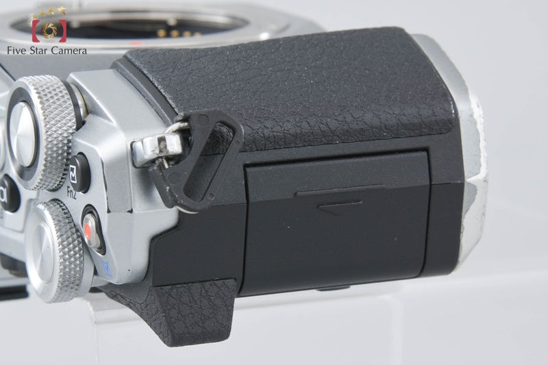 Olympus OM-D E-M5 Mark II Silver 16.1 MP Mirrorless Camera