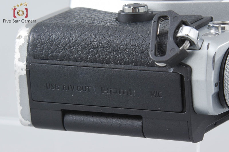 Olympus OM-D E-M5 Mark II Silver 16.1 MP Mirrorless Camera