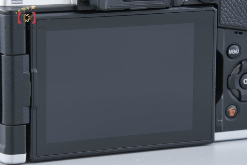 "Count 4,793" OM SYSTEM OM-5 Silver 20.4 MP Digital Camera 14-150mm II Lens