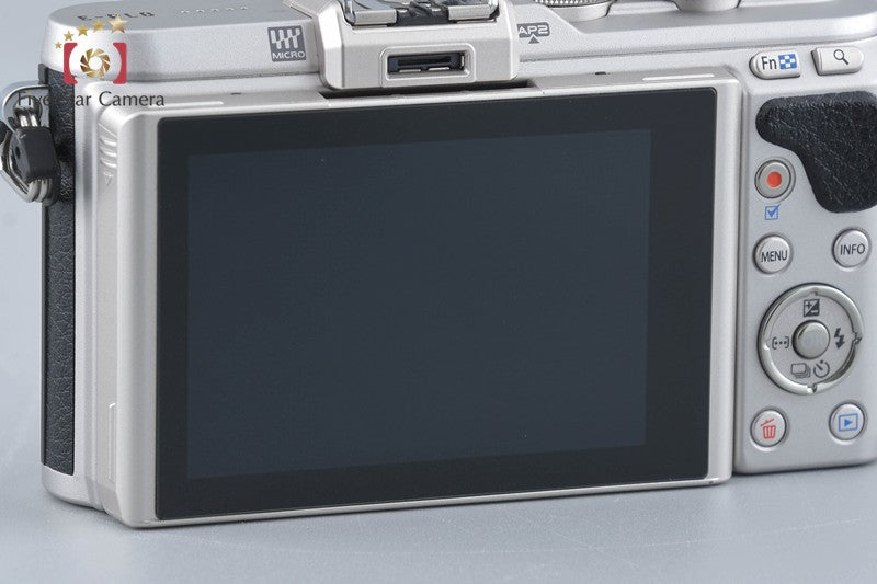 Count 717 Olympus PEN E-PL8 Silver 16.1 MP 14-42 40-150 Lenses [Very Good]