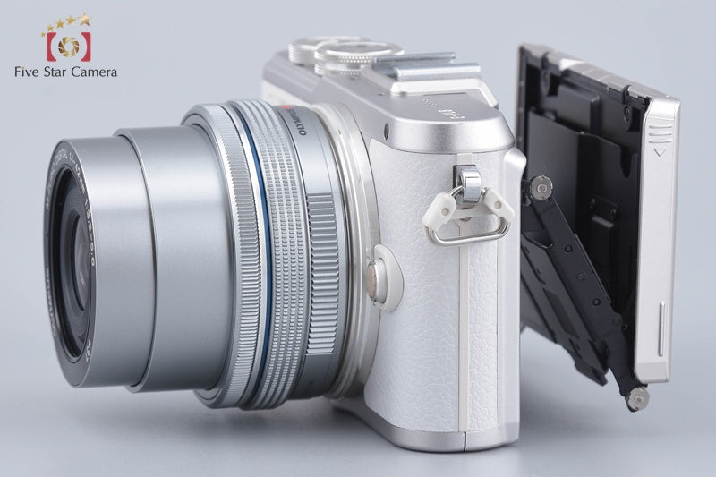 "Shutter count 3,389" Olympus PEN E-PL8 White 16.1 MP Digital Camera 14-42 Lens