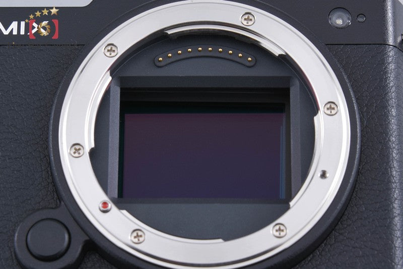 Panasonic LUMIX DC-S9 Jet Black 24.2 MP Digital Mirrorless Camera [Near Mint]