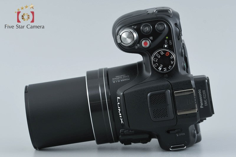 Panasonic LUMIX DMC-FZ200 Compact Digital Camera (Japanese Language Only)