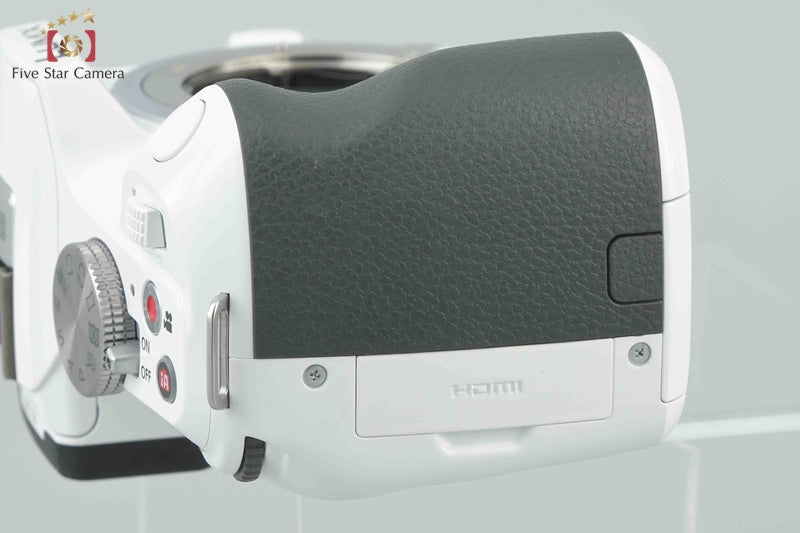 Panasonic LUMIX DMC-G6 White Mirrorless Camera (Japanese Language Only)