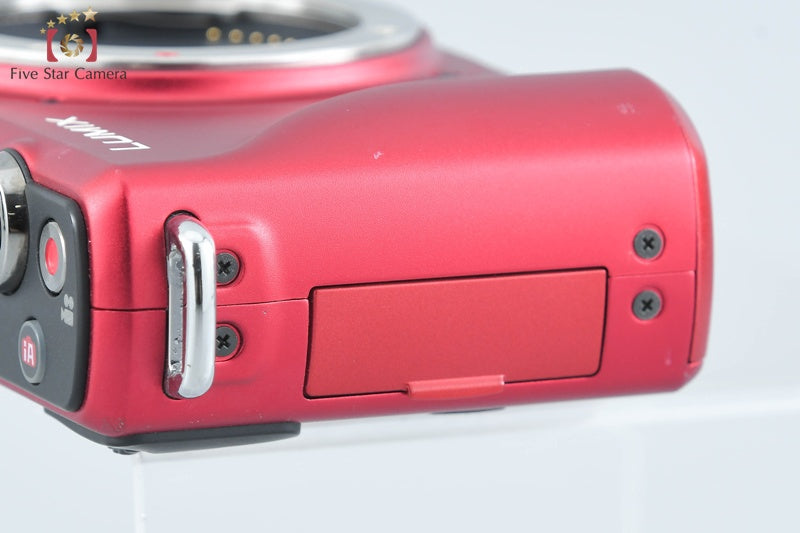 Panasonic LUMIX DMC-GF2 Red Mirrorless Camera (Japanese Language Only)