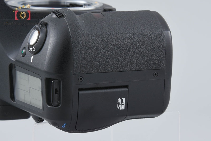 PENTAX K10D 10.2 MP DSLR Camera Body [Very Good]