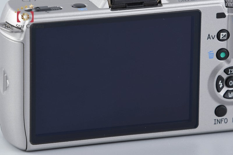 "Shutter count 896" PENTAX Q7 Silver 12.4 MP Digital Camera Body [Excellent]