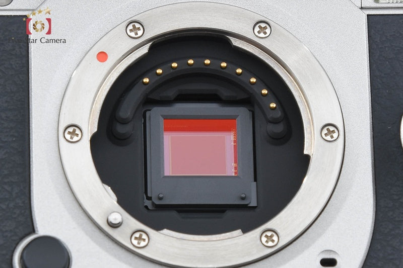 "Count 960" PENTAX Q7 Silver 12.4 MP Digital Camera 5-15 15-45 Lenses w/ Box