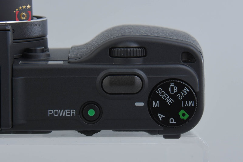 "Shutter count 875" RICOH GX100 10.0 MP Digital Camera Viewfinder Kit