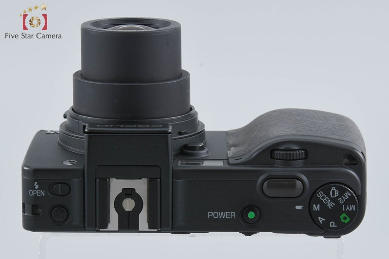 RICOH GX100 10.0 MP Digital Camera Viewfinder Kit [Very Good]