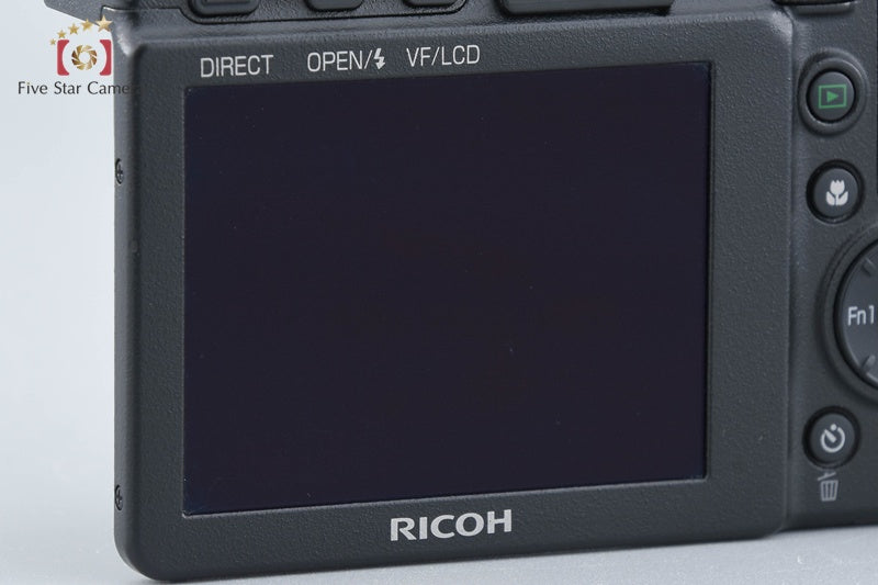 "Shutter Count 3" Ricoh GXR 10.0 MP Digital Camera [Very Good]