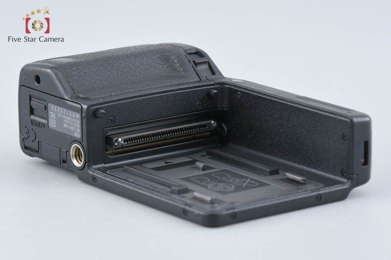 "Shutter Count 3" Ricoh GXR 10.0 MP Digital Camera [Very Good]