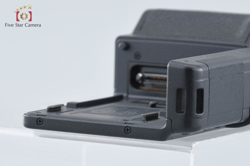 "Shutter Count 3" Ricoh GXR 10.0 MP Digital Camera [Very Good]