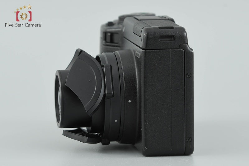 "Count 1,326" Ricoh GXR 10.0 MP Digital Camera + S10 24-72mm f/2.5-4.4 VC