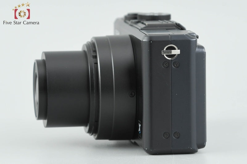 SIGMA DP2S 14.0 MP Digital Camera [Very Good]