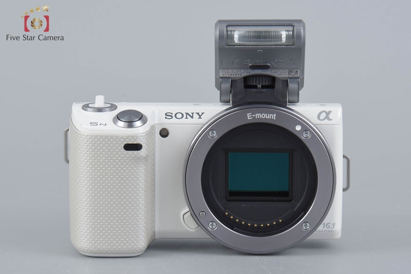 Sony α NEX-5N White Digital SLR Camera (Japanese Language Only)