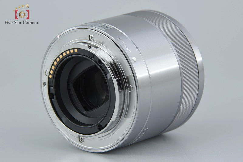 Very Good!! SONY E 30mm f/3.5 MACRO SEL30M35