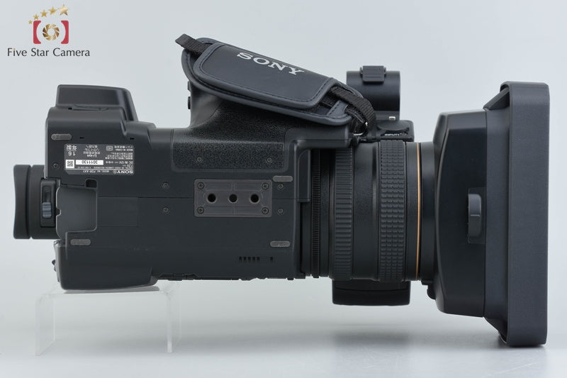 SONY HANDYCAM FDR-AX1 video camera (Japanese Language Only)