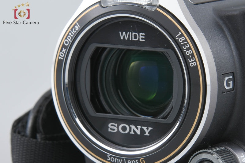 Sony Handycam HDR-CX700V Digital Video Camera (Japanese Language Only)