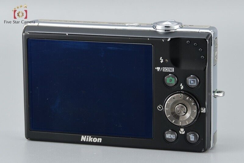 Very Good!! Nikon COOLPIX S640 Silver 12.2 MP Digital Camera