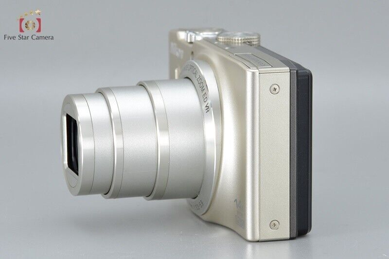 Excellent!! Nikon COOLPIX S8200 Silver 16.1 MP Digital Camera w/Box