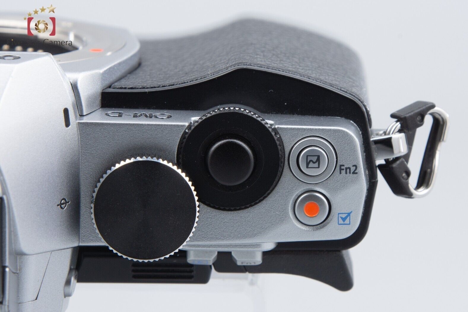 "Shutter count 4,310" Olympus OM-D E-M5 Silver 16.1 MP Digital Mirrorless Camera