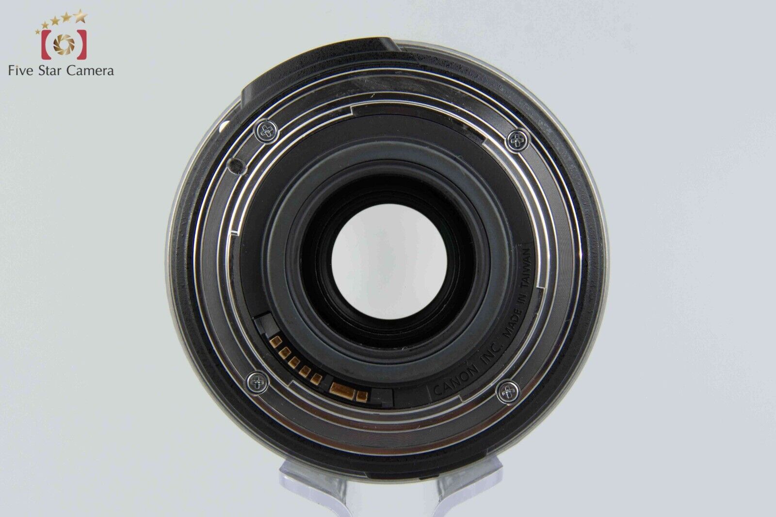 Very Good!! Canon EF-S 18-200mm f/3.5-5.6 IS