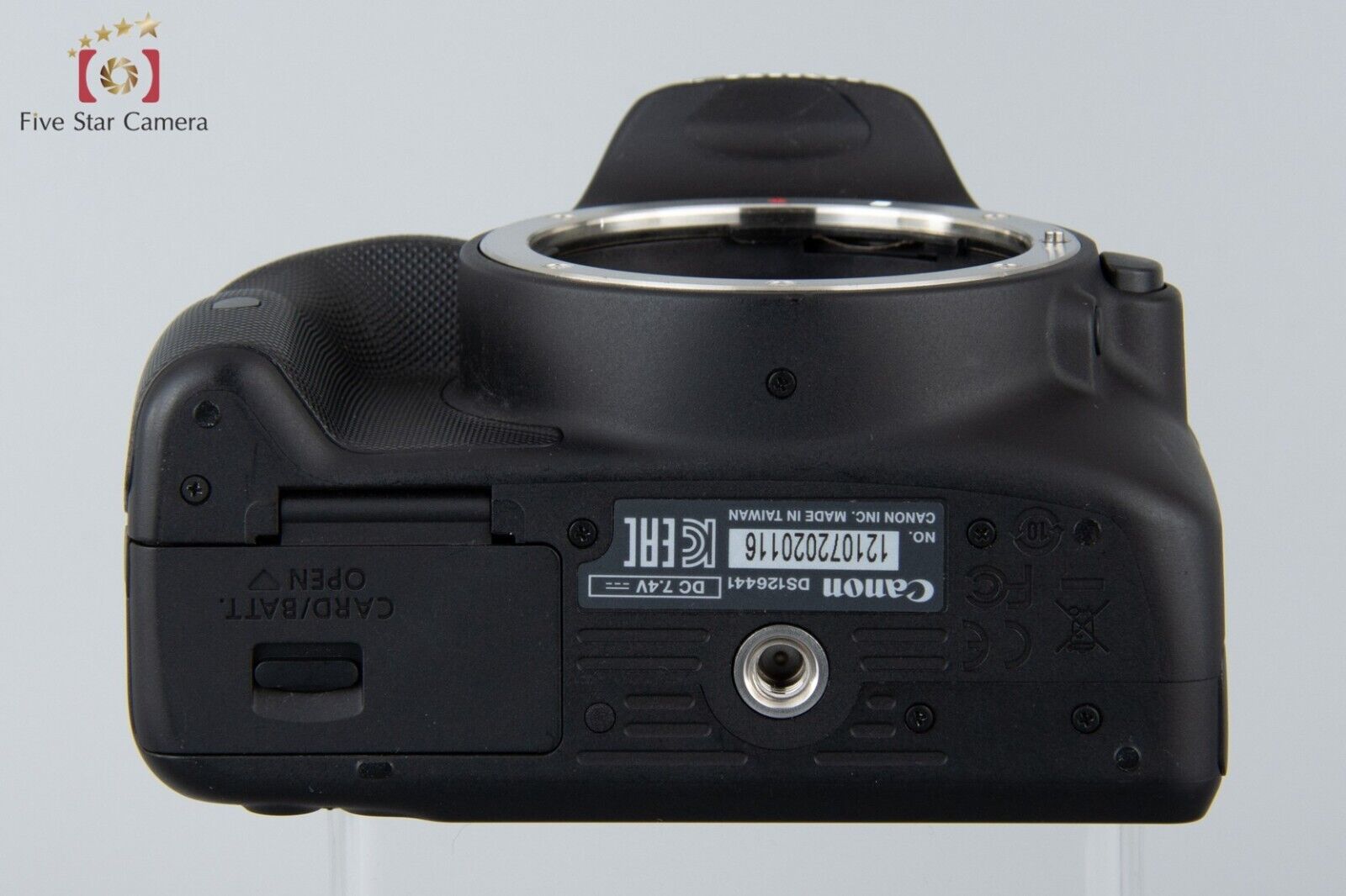 "Shutter count 2,132" Canon EOS Kiss X7 / Rebel SL1 / 100D 18.0 MP DSLR Camera