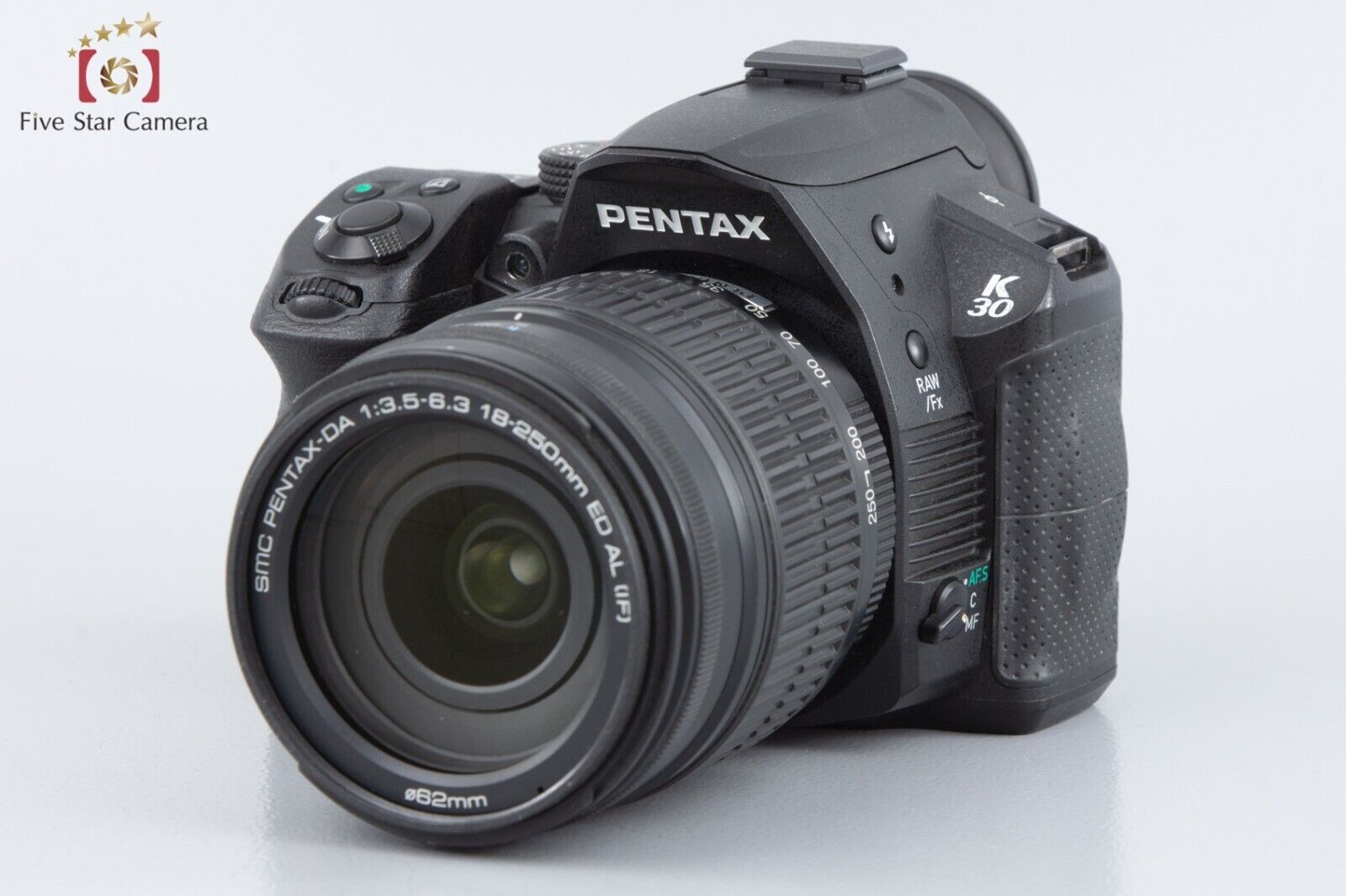 Very Good!! PENTAX K-30 Black 16.3 MP DSLR + SMC DA 18-250mm f/3.5-6.3 ED AL IF