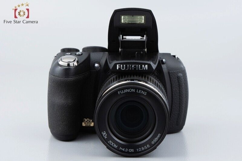 Very Good!! Fujifilm FinePix HS10 10.3 MP Digital Camera