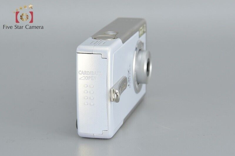 Near Mint!! Canon IXY L White 4.2 MP DIgital Camera