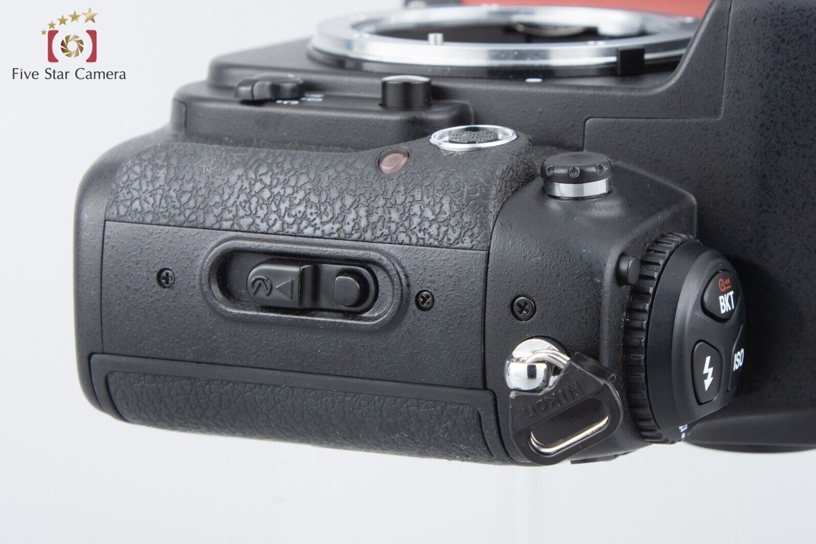 Very Good!! Nikon F100 35mm SLR Film Camera Body Very Good!! Nikon F100 35mm SLR Film Camera Body