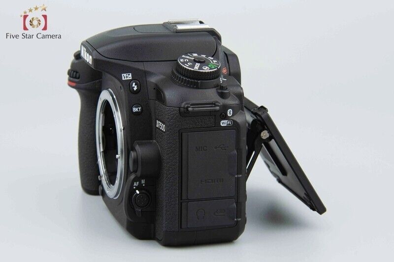 Very Good!! Nikon D7500 20.9 MP Digital SLR Camera Body w/ Box