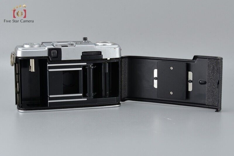 Olympus Pen EE-3 Black 35mm Half Frame Film Camera