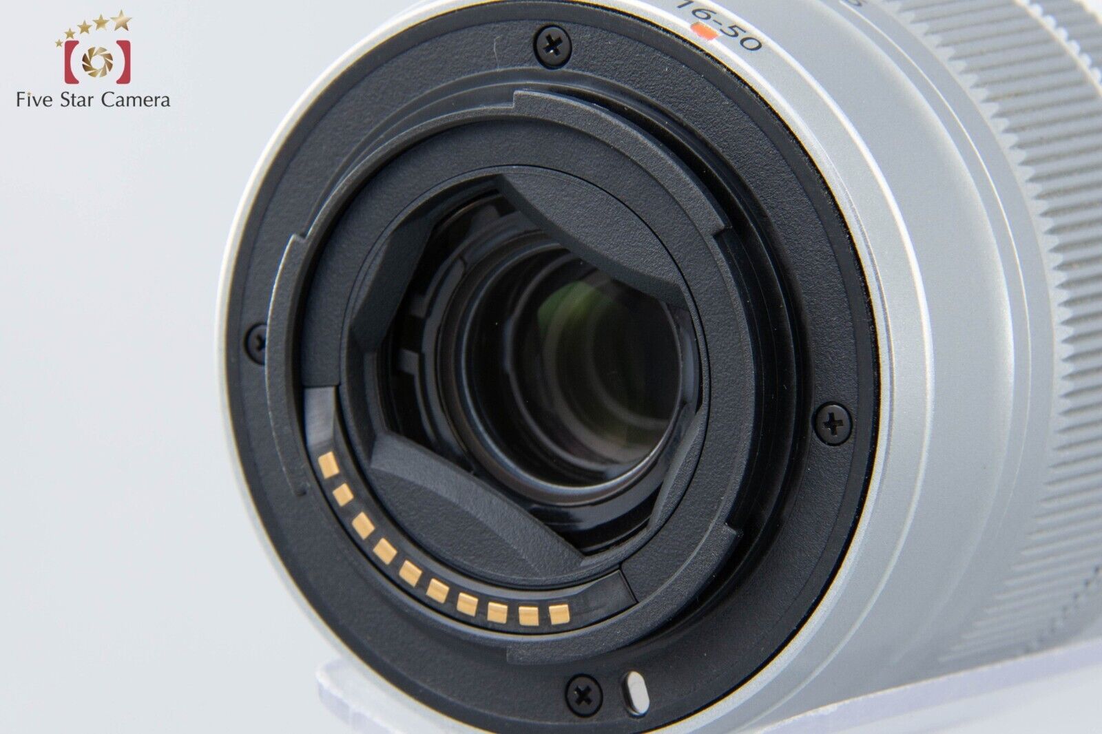 Near Mint!! Fujifilm XC 16-50mm f/3.5-5.6 OIS Silver