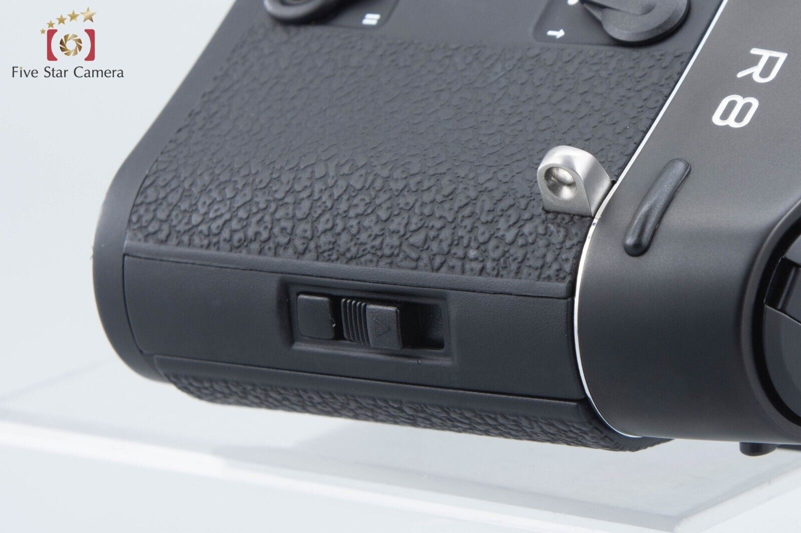 Excellent!! Leica R8 Black 35mm SLR Film Camera Body w/ Box