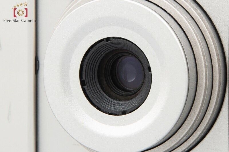 Fujifilm TIARA ZOOM 35mm Point & Shoot Film Camera